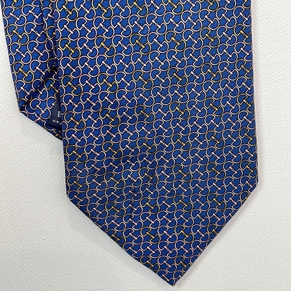 Burberry silk tie blue with pink and gold D ring design - Picture 9 of 9